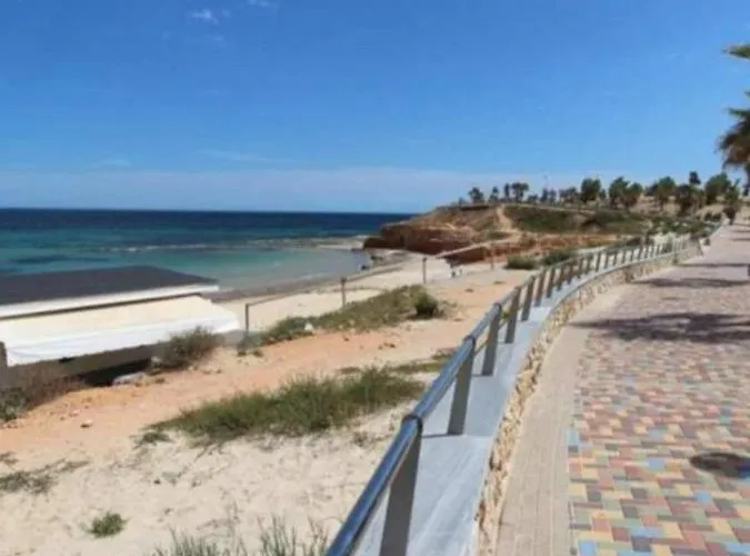 Sea View Apartment *