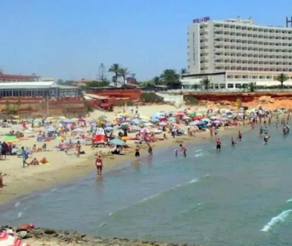 Sea View Apartment *